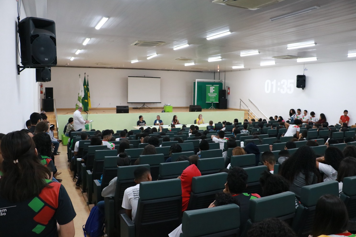 Debate entre os candidatos a reitor, realizado no campus Macapá