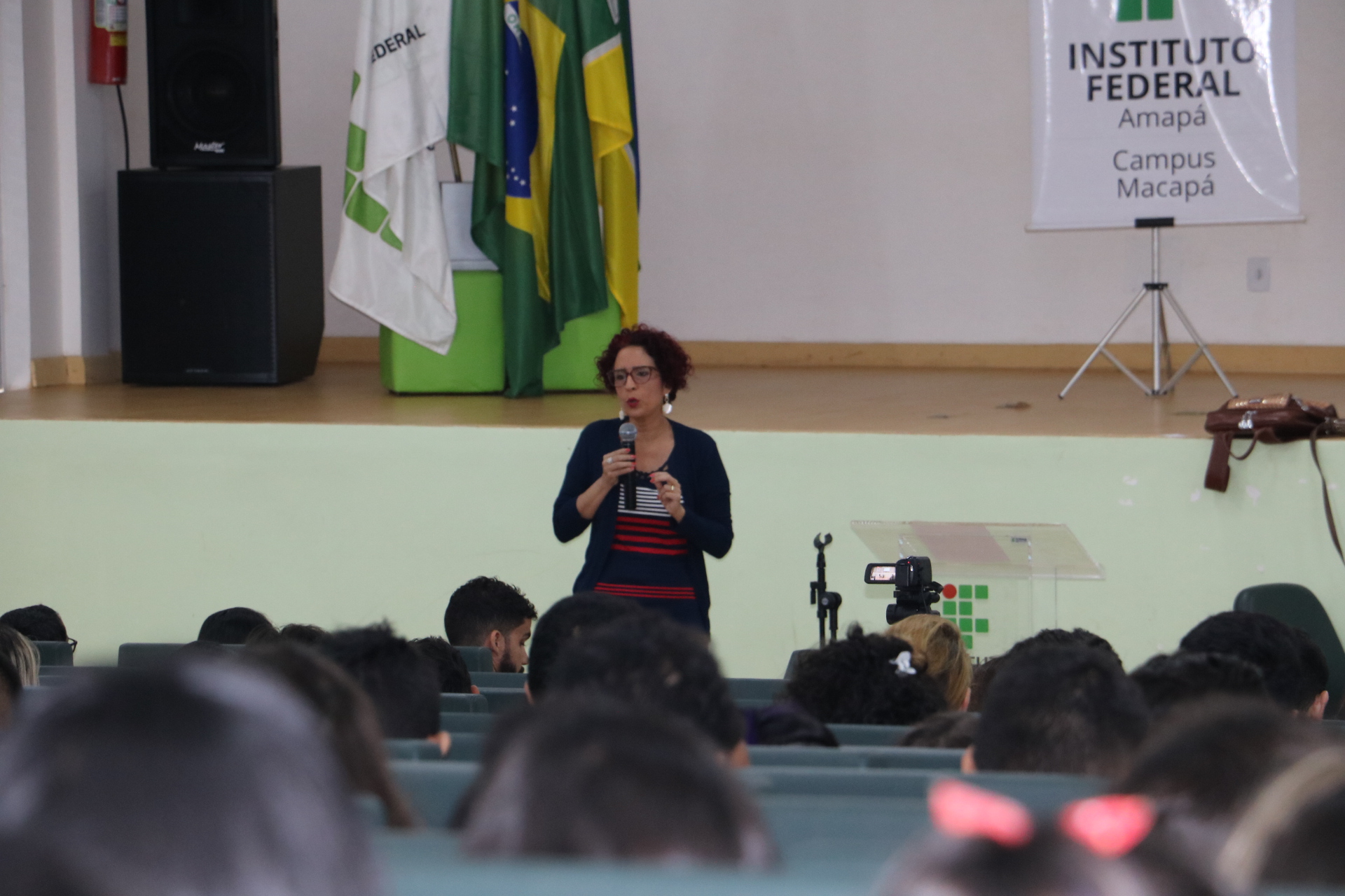 Palestrante fala sobre autismo no campus Macapá do Ifap